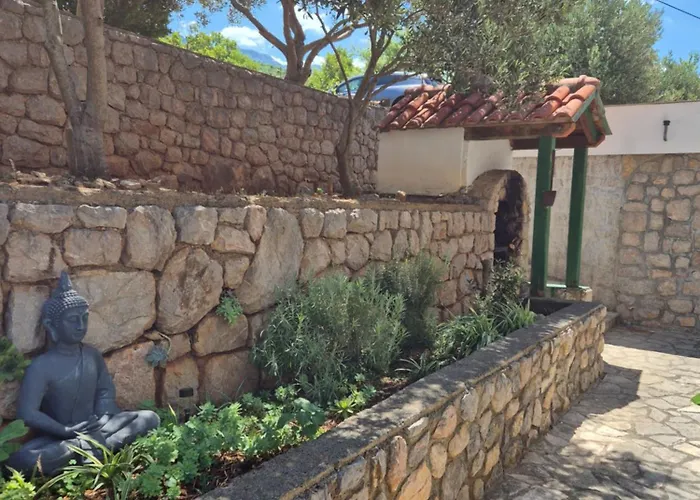 House Bralici Starigrad (Kvarner)