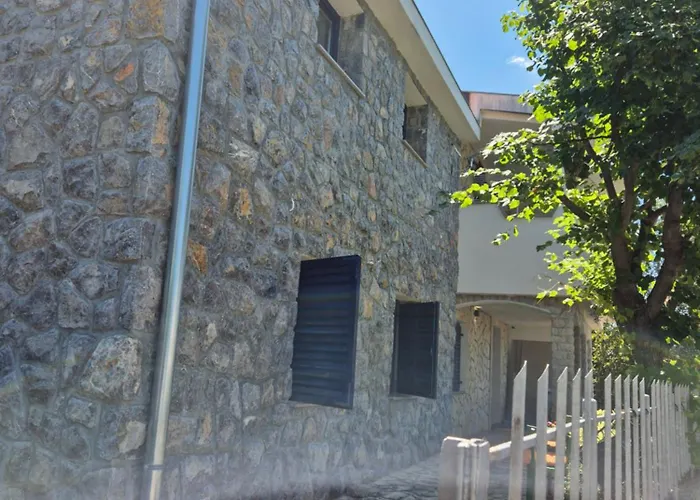 Dom wakacyjny House Bralici